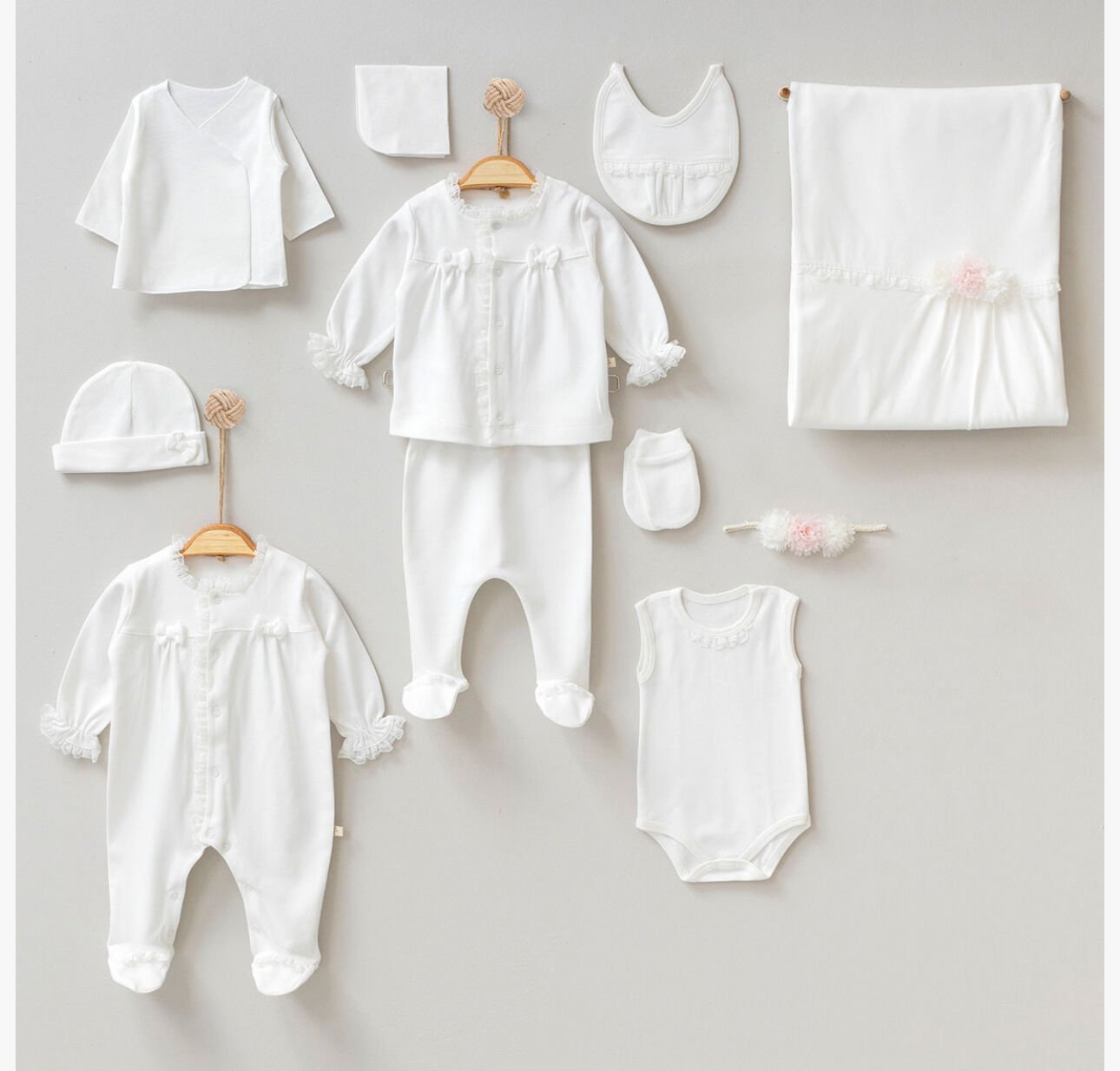 PUGİ KIZ ÇİCEKLİ FİYONKLU 10LU SET HASTANE ÇIKIŞI