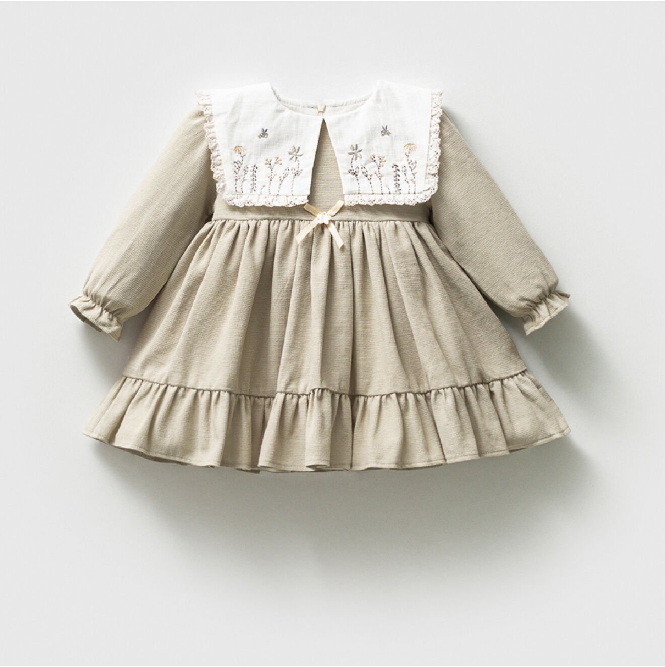 NOYNOY KIZ YAKA NAKIŞ DETAYLI ELBİSE