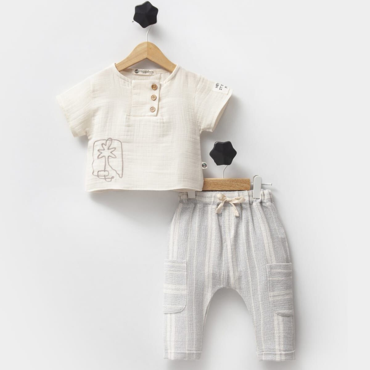 HİPPIL ERKEK NAKIŞLI DÜĞMELİ TAKIM